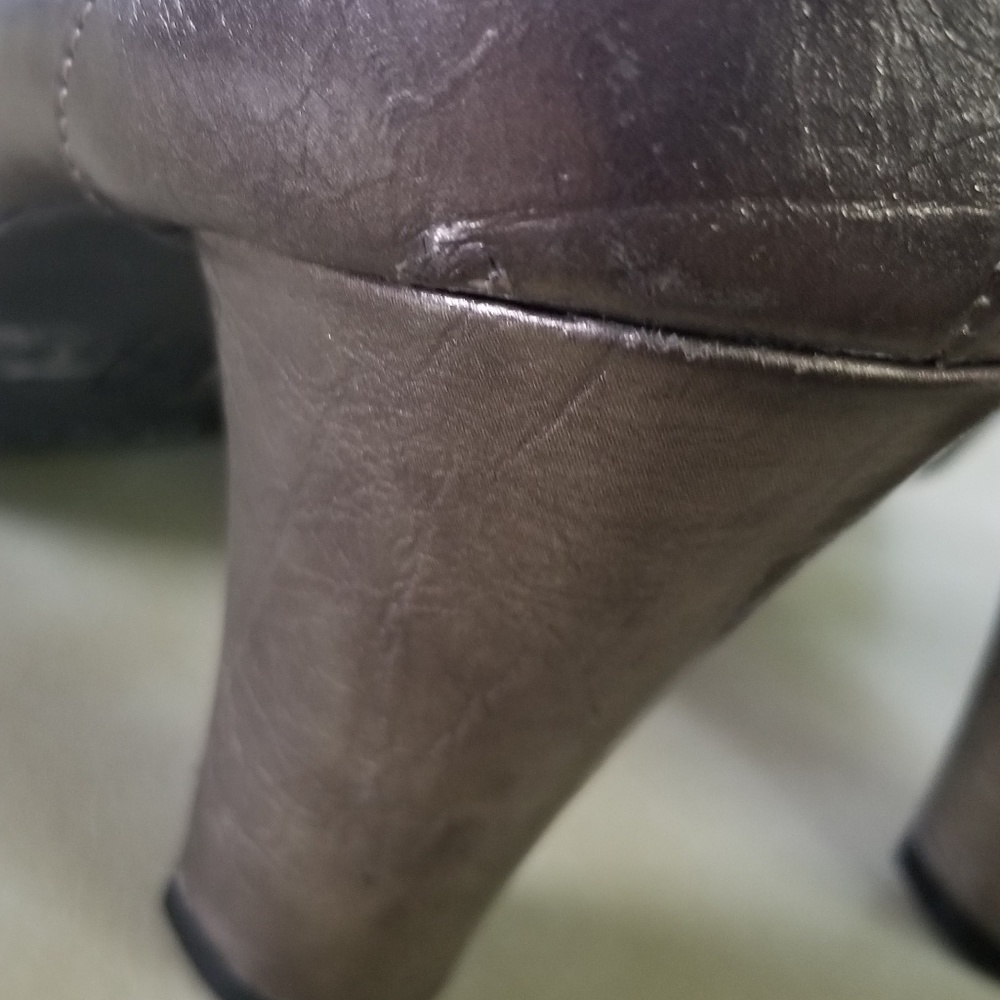 A2 Aerosol Heels - Picture 5 of 5